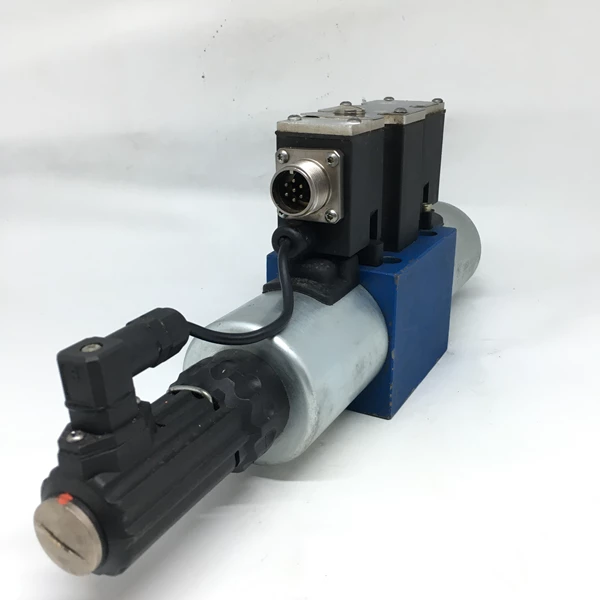 Directional Operated Valve Rexroth 4WREE 10 E75-22/G24K31/A1V
